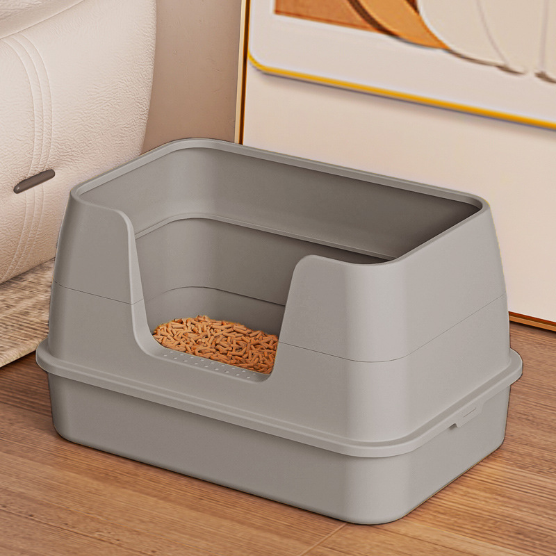 Large Cat litter box with high borders